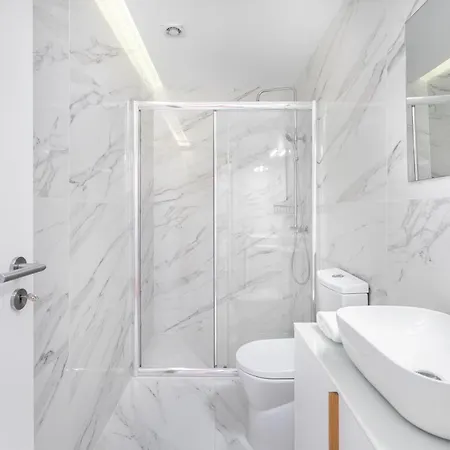 Whome Riverside View Premium W/ Ac & Terrace