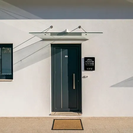 Whome Riverside View Premium W/ Ac & Terrace דירה *