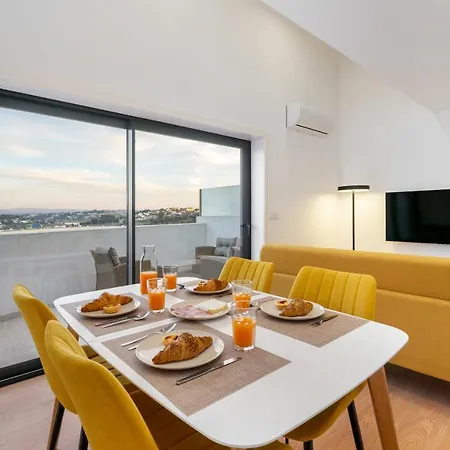 Whome Riverside View Premium W/ Ac & Terrace דירה פורטו