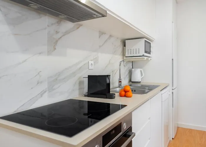 Whome Riverside View Premium W/ Ac & Terrace Lejlighed *